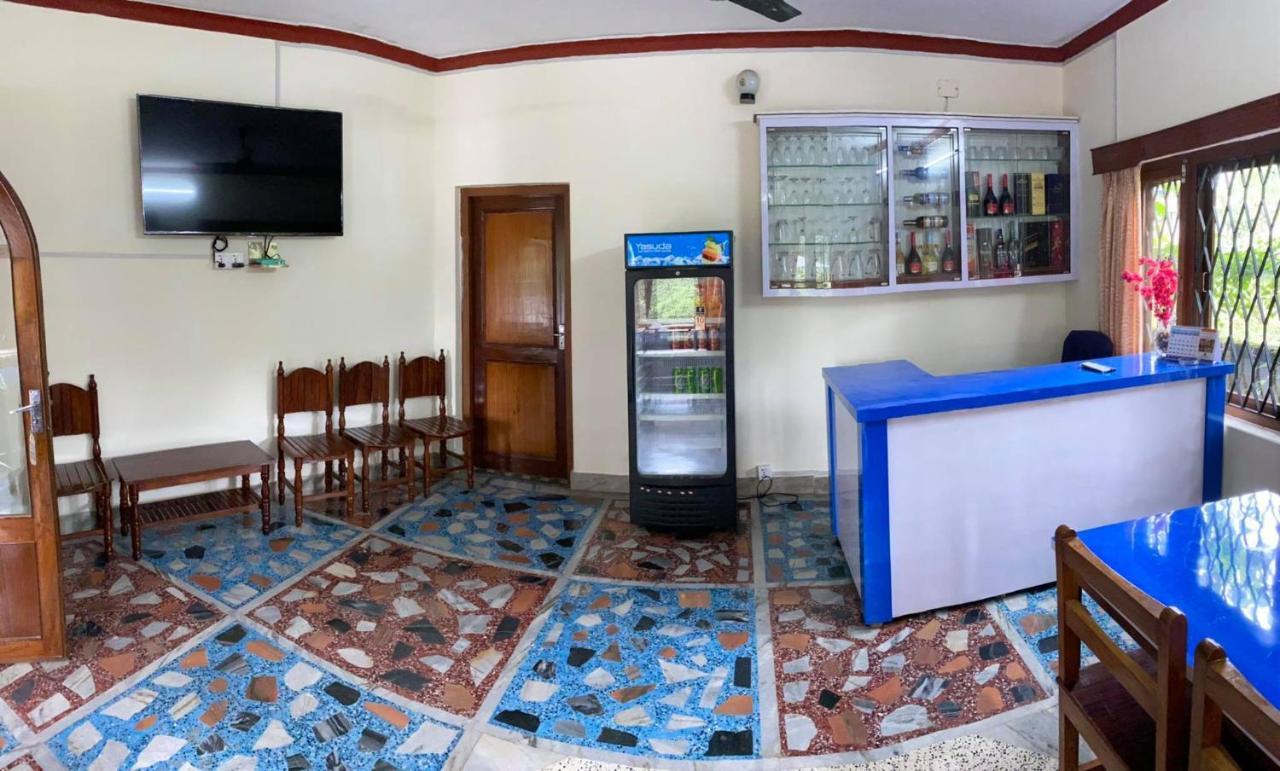 Hotel Blue Magnet Pokhara Buitenkant foto
